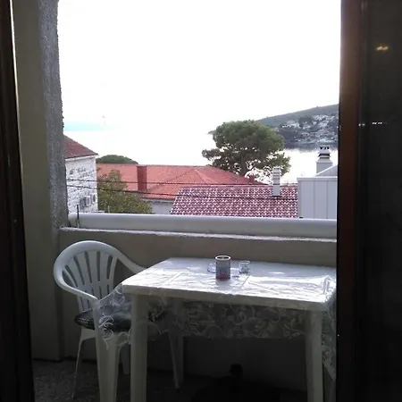 And Rest - Close To The Sea & Comfortable