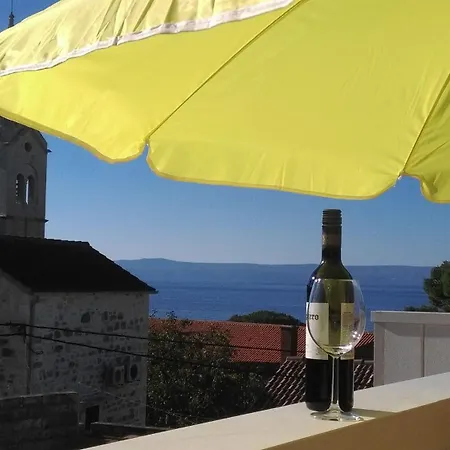 And Rest - Close To The Sea & Comfortable Pensjonat Sumartin