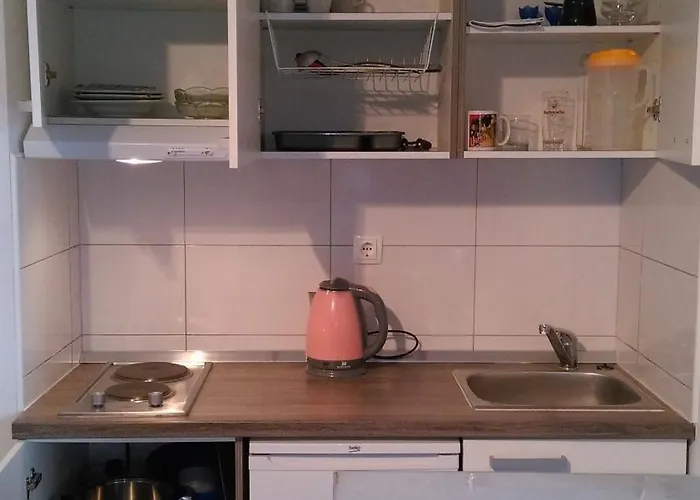 And Rest Appartement Sumartin