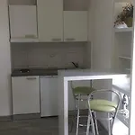 And Rest Διαμέρισμα *