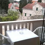 Διαμέρισμα And Rest Sumartin